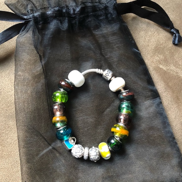 Authentic Pandora Bracelet Jewelry with 17 Charms - Picture 3 of 16